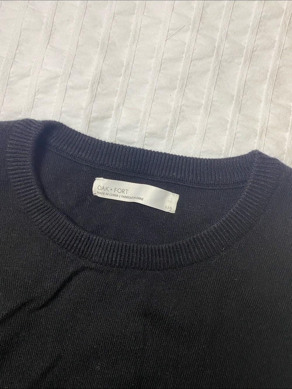 OAK + FORT Black Tie-Back Crewneck Short Sleeve Top - Picture 4 of 4